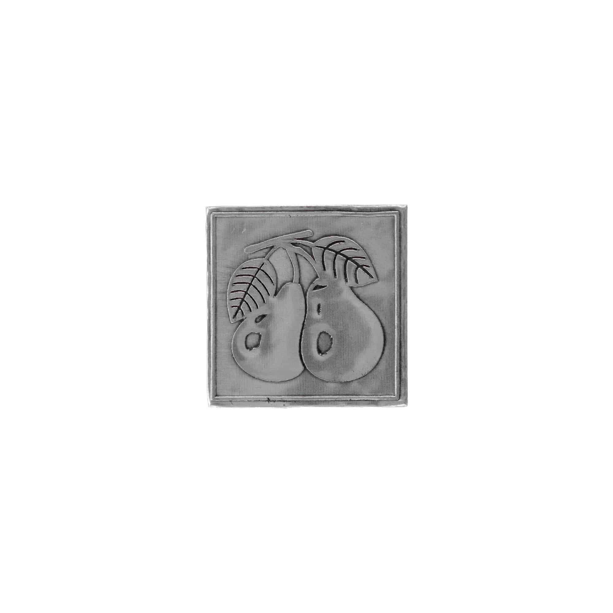 Etykieta cynowa „Gruszka”, kwadratowa, metalowa, srebrna Etykieta cynowa „Gruszka”, kwadratowa, metalowa, srebrna